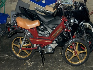 Peugeot 103 HPL